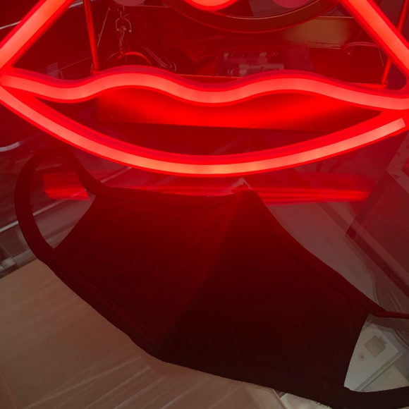 😷 Basic Masq: Blaq - Picture 4 of 4